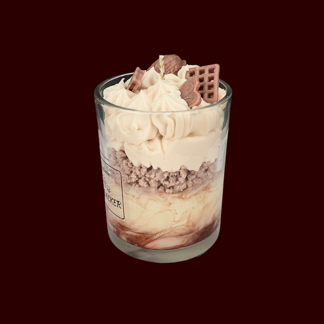 🥜NUTCRACKER🌰 Lumânare parfumată decorativă, ceară naturală handmade
