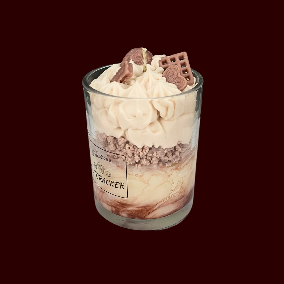 🥜NUTCRACKER🌰 Lumânare parfumată decorativă, ceară naturală handmade