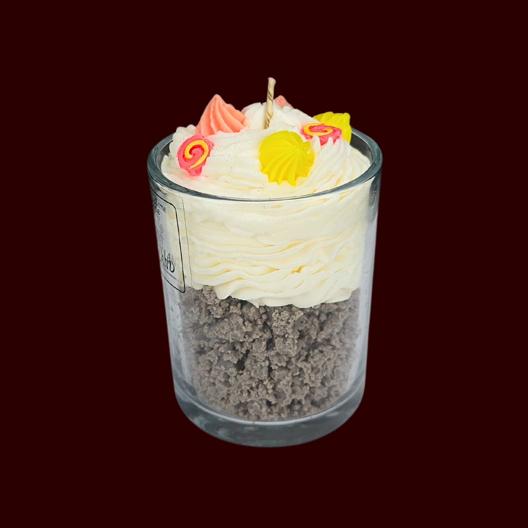 🍭CANDY LAND🍬 Lumânare parfumată decorativă, ceară naturală handmade