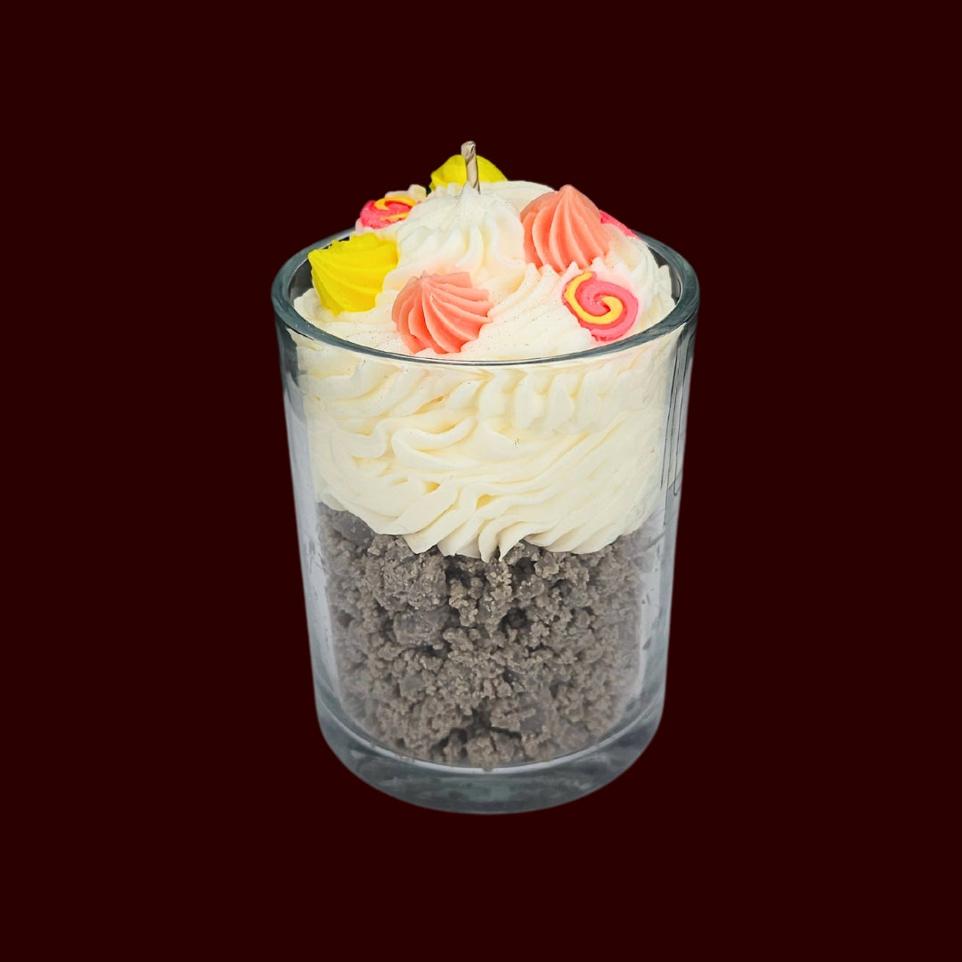 🍭CANDY LAND🍬 Lumânare parfumată decorativă, ceară naturală handmade