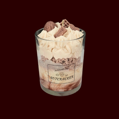 🥜NUTCRACKER🌰 Lumânare parfumată decorativă, ceară naturală handmade